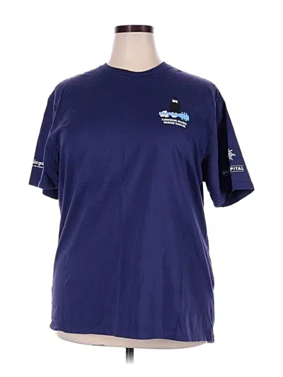 Pre-owned District Short Sleeve T-shirt In Blue