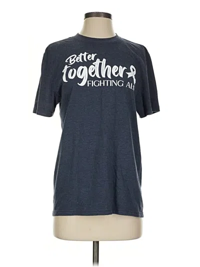 Pre-owned District Short Sleeve T-shirt In Blue