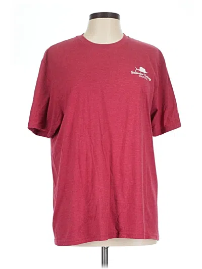 Pre-owned District Short Sleeve T-shirt In Burgundy