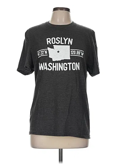 Pre-owned District Short Sleeve T-shirt In Gray