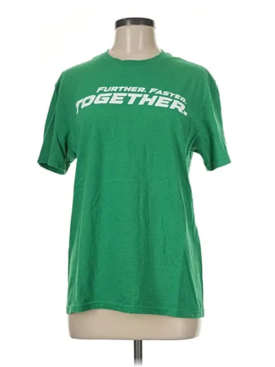 Pre-owned District Short Sleeve T-shirt In Green