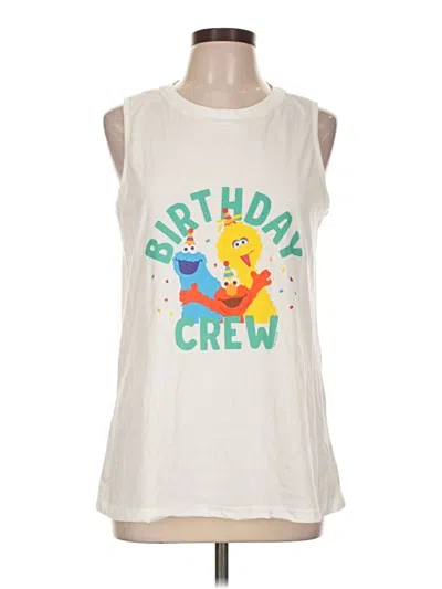 Pre-owned District Sleeveless T-shirt In Ivory