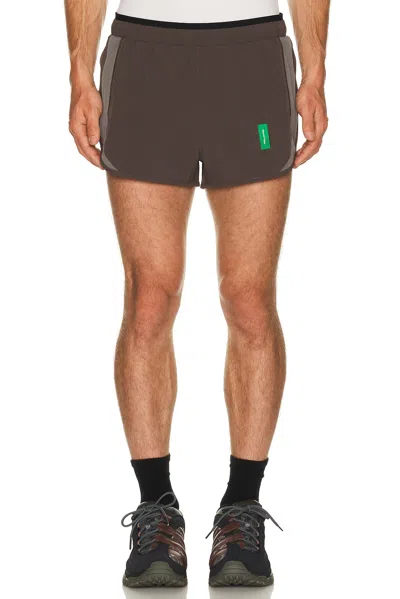 District Vision 2 Training Shorts In Brown