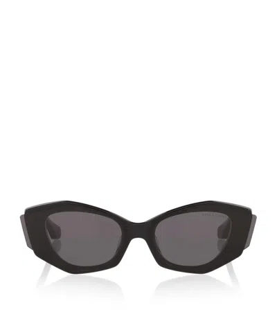 Dita Aloure Angular Cat Eye Sunglasses In Black