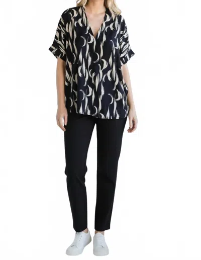 Diva Usa Jodifl Relaxed Top In Black And Cream In Multi