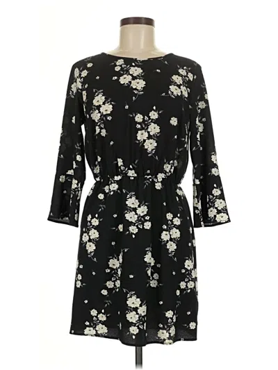 Pre-owned Divided By H&m Casual Dress In Black
