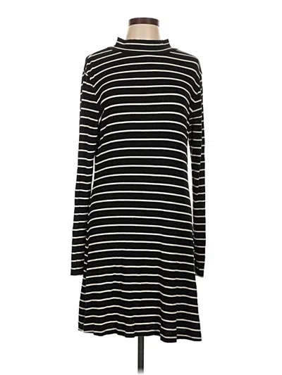 Pre-owned Divided By H&m Casual Dress In Black