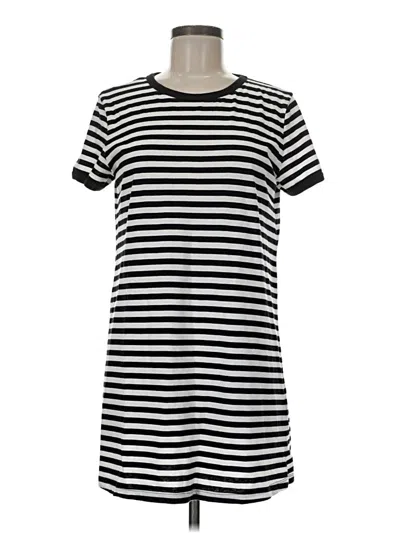 Pre-owned Divided By H&m Casual Dress In Black