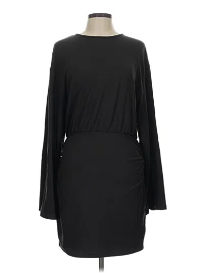 Pre-owned Divided By H&m Casual Dress In Black
