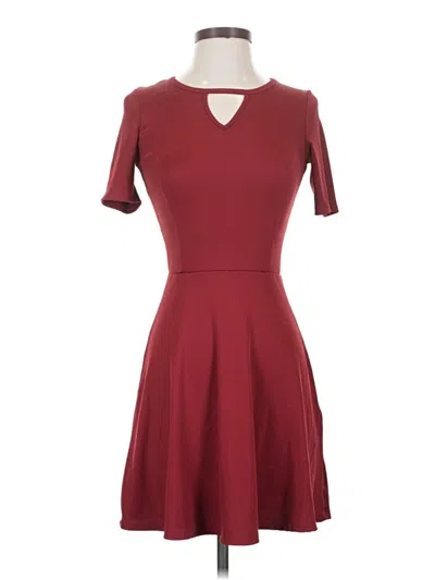 Pre-owned Divided By H&m Casual Dress In Burgundy