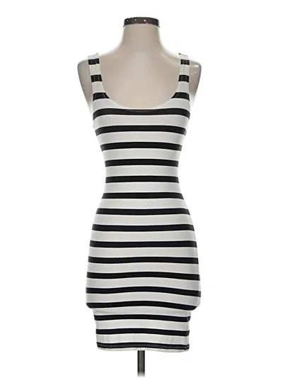 Pre-owned Divided By H&m Casual Dress In Gray
