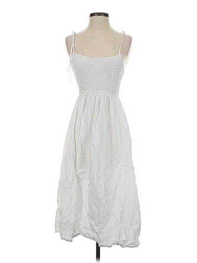Pre-owned Divided By H&m Casual Dress In White