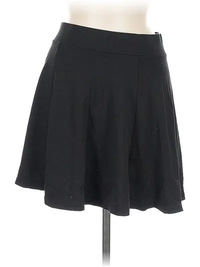 Pre-owned Divided By H&m Casual Skirt In Black