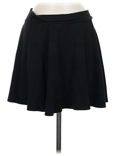 Pre-owned Divided By H&m Casual Skirt In Black