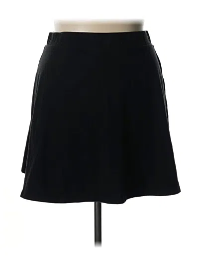 Pre-owned Divided By H&m Casual Skirt In Black