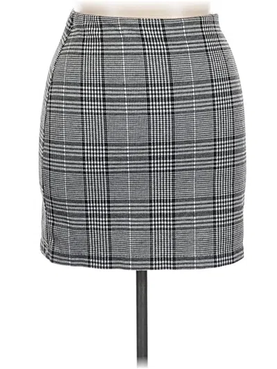 Pre-owned Divided By H&m Casual Skirt In Gray