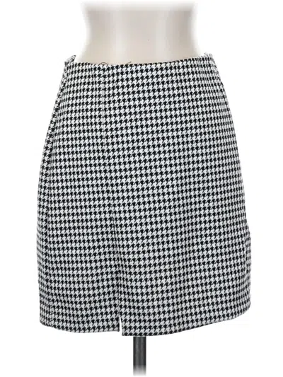 Pre-owned Divided By H&m Casual Skirt In White