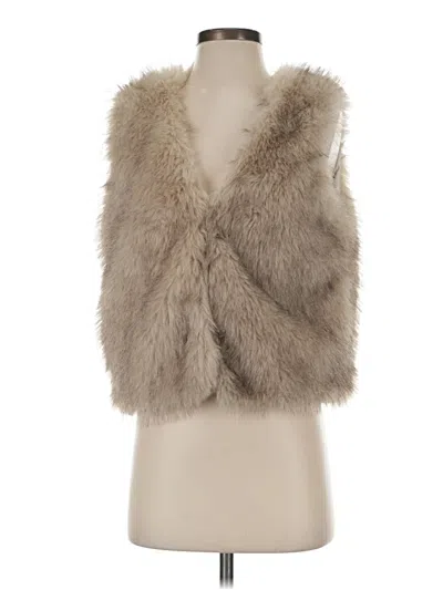 Pre-owned Divided By H&m Faux Fur Vest In Ivory