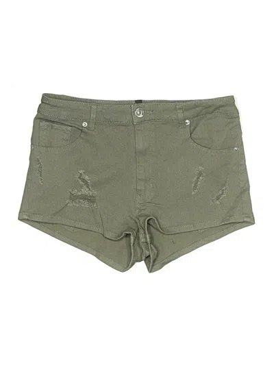 Pre-owned Divided By H&m Khaki Shorts In Green