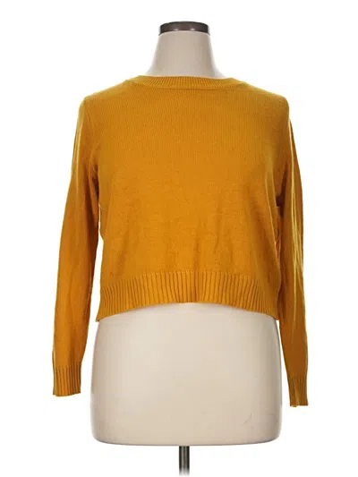 Pre-owned Divided By H&m Pullover Sweater In Yellow