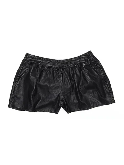 Pre-owned Divided By H&m Shorts In Black