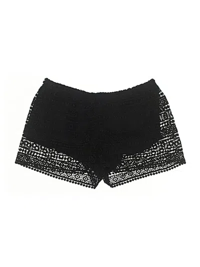 Pre-owned Divided By H&m Shorts In Black