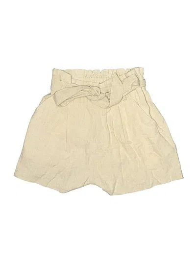 Pre-owned Divided By H&m Shorts In Ivory