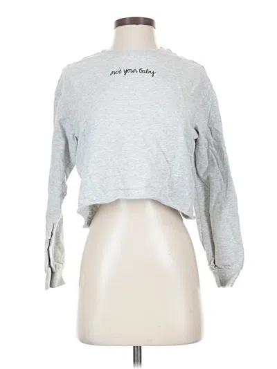Pre-owned Divided By H&m Sweatshirt In Gray