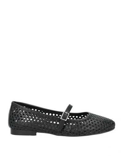 Divine Follie Woman Ballet Flats Black Size 8 Leather