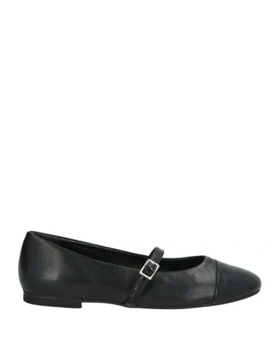 Divine Follie Woman Ballet Flats Black Size 8 Leather
