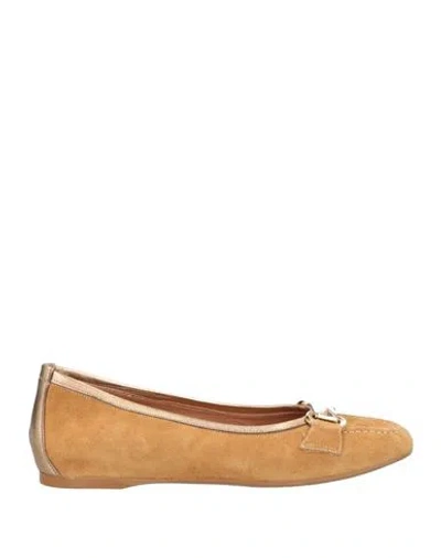 Divine Follie Woman Ballet Flats Camel Size 7 Leather In Beige