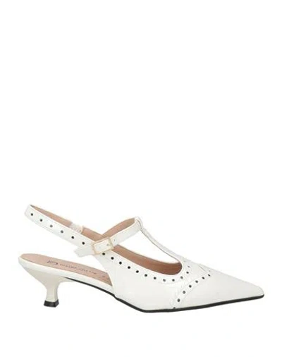 Divine Follie Woman Pumps White Size 8 Synthetisches Material In Metallic