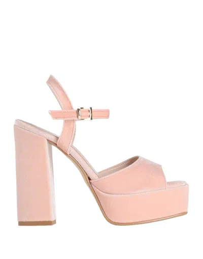 Divine Follie Sandals In Pink
