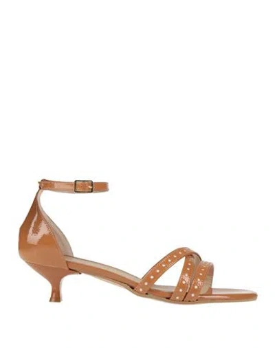 Divine Follie Woman Sandals Tan Size 8 Synthetisches Material In Brown