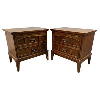 Pre-owned Dixie Furniture Co. Pair Of Vintage Dixie Furniture Walnut Mcm Tuscan Style Nightstands In Brown