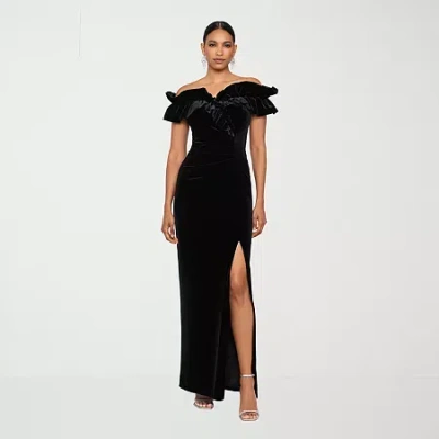 Dj Jaz Womens Off The Shoulder Short Sleeve Velvet Evening Gown In Black