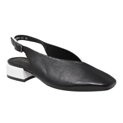Django & Juliette Vanhiwomen's Vanhi Duo-tone Leather Slingback Shoes In Black/white