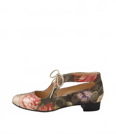 Django & Juliette Women's Ewing Leather Flat Shoe In Vintage Floral In Multi