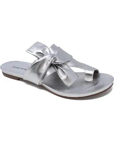 Django & Juliette Women's Jacona Slides In Silver Leather