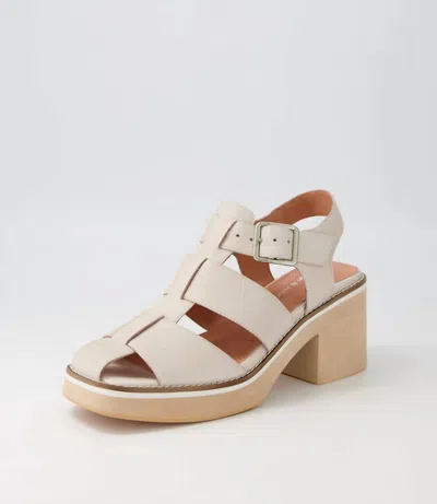 Django & Juliette Women's Jear Leather Platform Sandals In Almond In Neutral