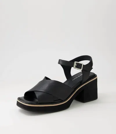 Django & Juliette Women's Jemi Leather Sandals In Black