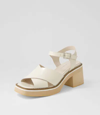 Django & Juliette Women's Jemi Leather Sandals In Vanilla In White