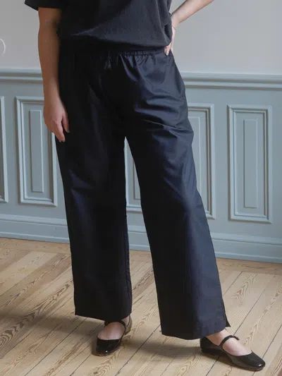 Djerf Avenue Breezy Ankle Pants Black - Tall In Blue