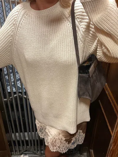 Djerf Avenue Chunky Raglan Roundneck Off White In Neutral