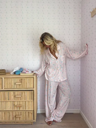 Djerf Avenue Go Slow Pants In Neutral