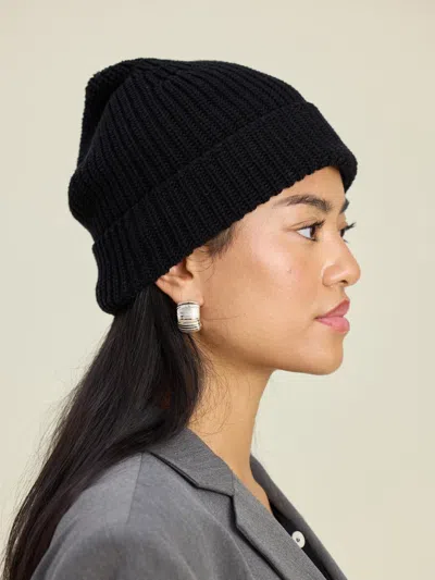 Djerf Avenue Knitted Beanie