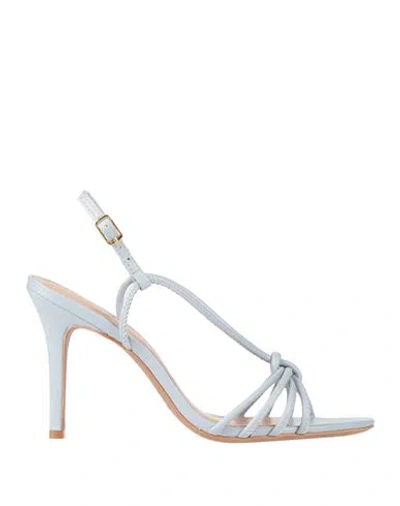 D★kate Woman Sandals Light Grey Size 8 Leather In Gray