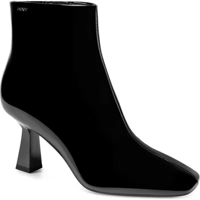 Dkny Ardenn Bootie In Black