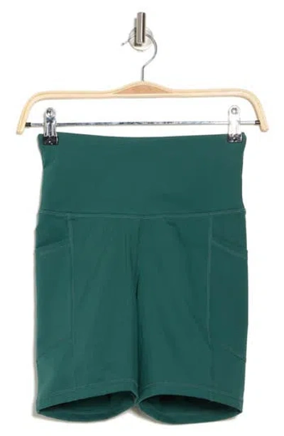 Dkny Balance High Waist Pocket Compression Shorts In Spruce