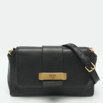 Pre-owned Dkny Black Leather Crossbody Bag